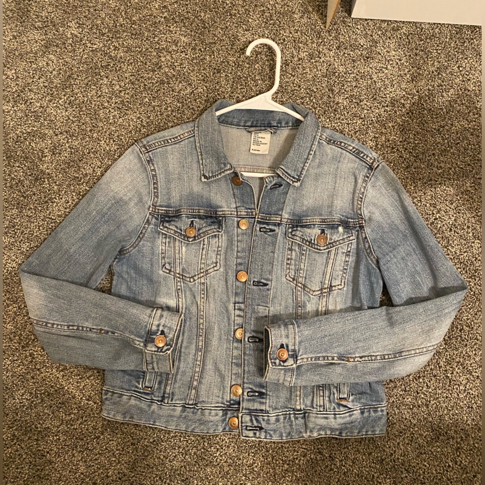 Jean Jacket - Picture 1 of 2